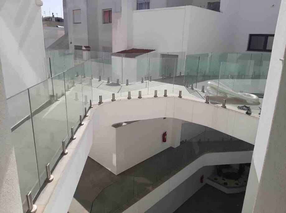 Atico Superior Con Terraza Vistas Jacuzzi Y Wifi - Poniente Penthouse
